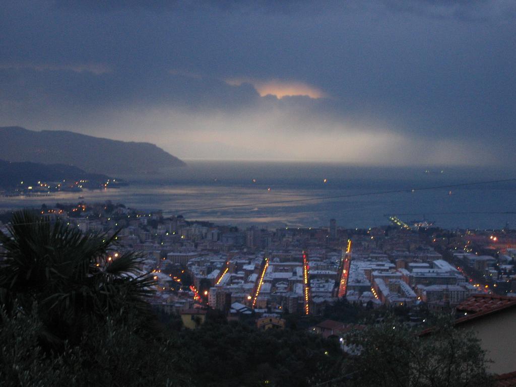 B&B Mare E Monti La Spezia Habitación foto